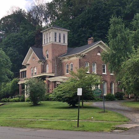 Cook Mansion Bed & Breakfast Montour Falls Exterior photo